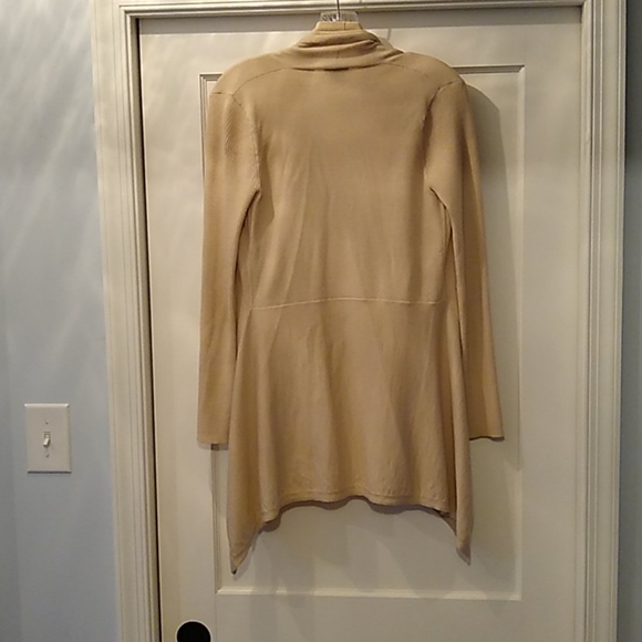 Theory beige sweater with ribbed sleeves - Picture 2 of 5